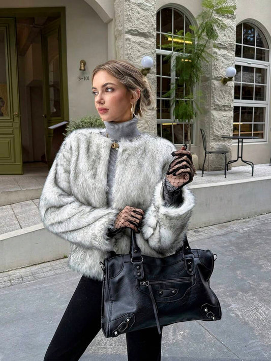 Elvomia™ Classic Faux Fur